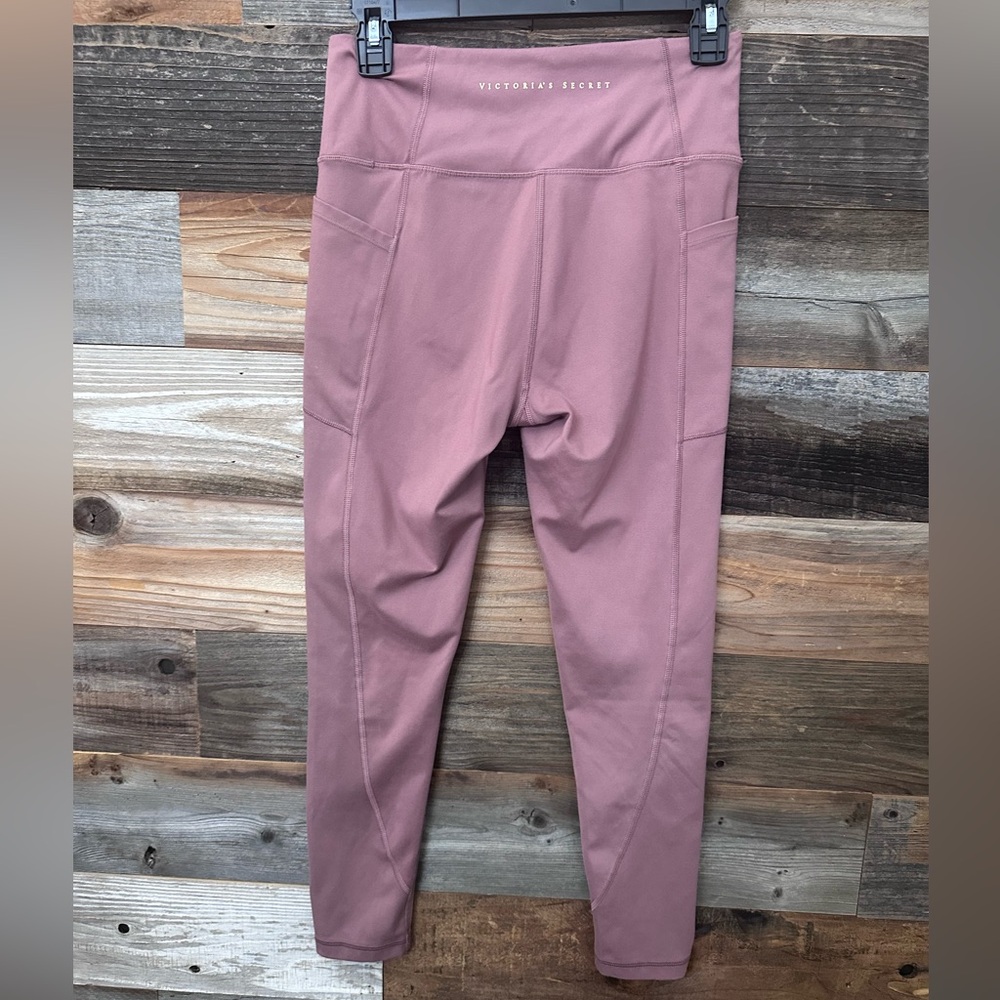 Victoria’s Secret Incredible Essential Leggings Pink Women's size 8 Side Pockets - Picture 5 of 10